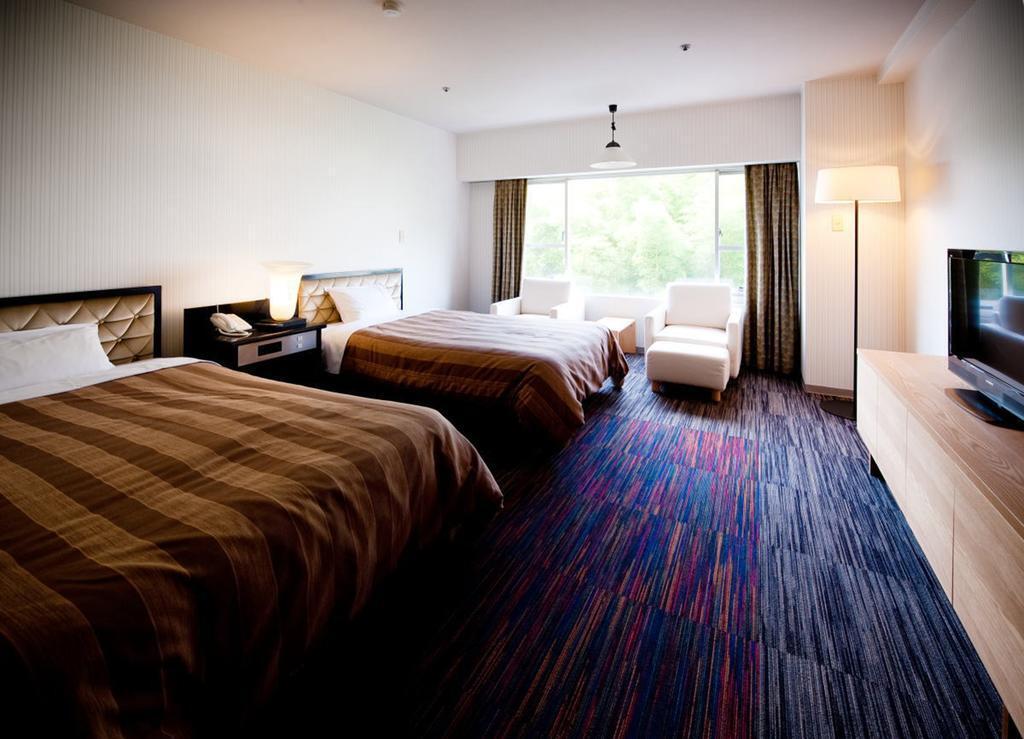 Hotel Chaharu à Matsuyama  Extérieur photo